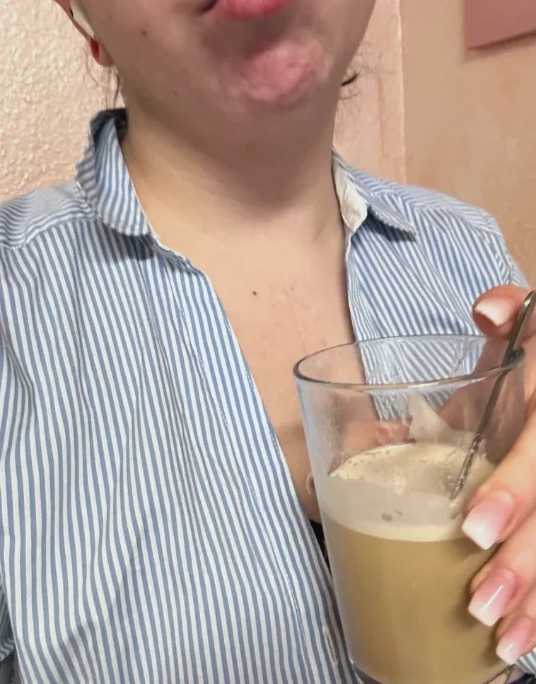 Aleksandra, 27