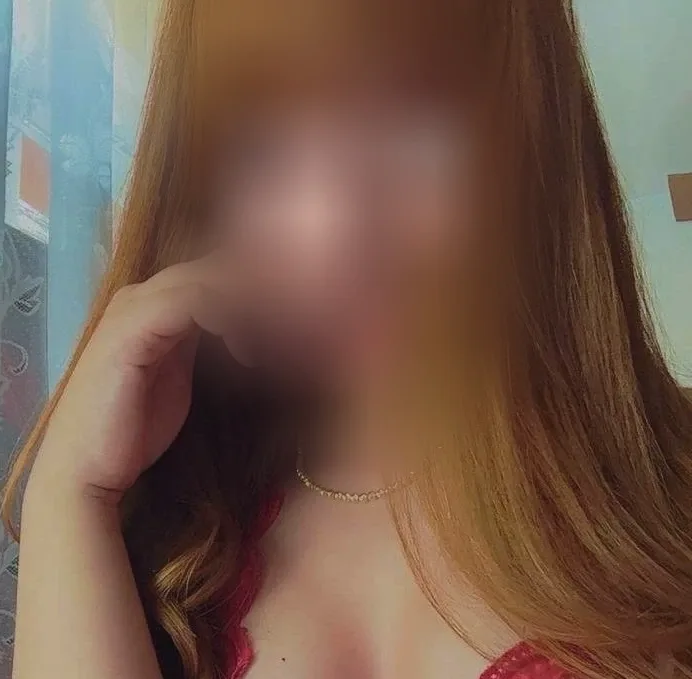 Demi, 31