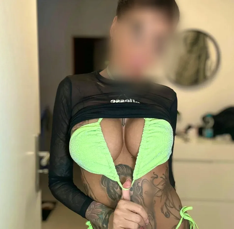 Eleri, 37