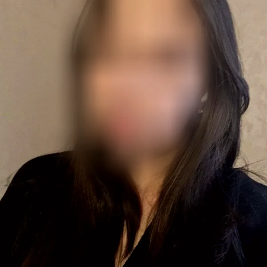 Michelle, 20